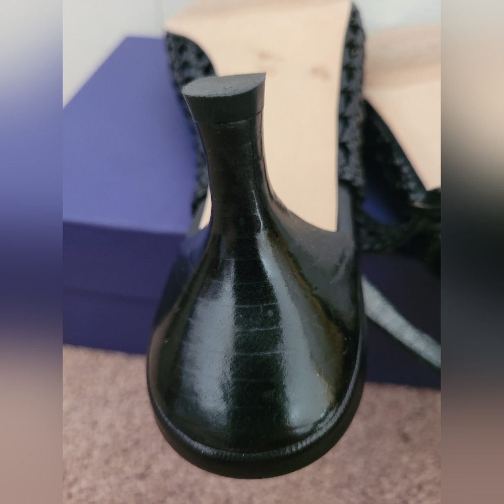 Stuart Weitzman Slingbacks 6 - image 7